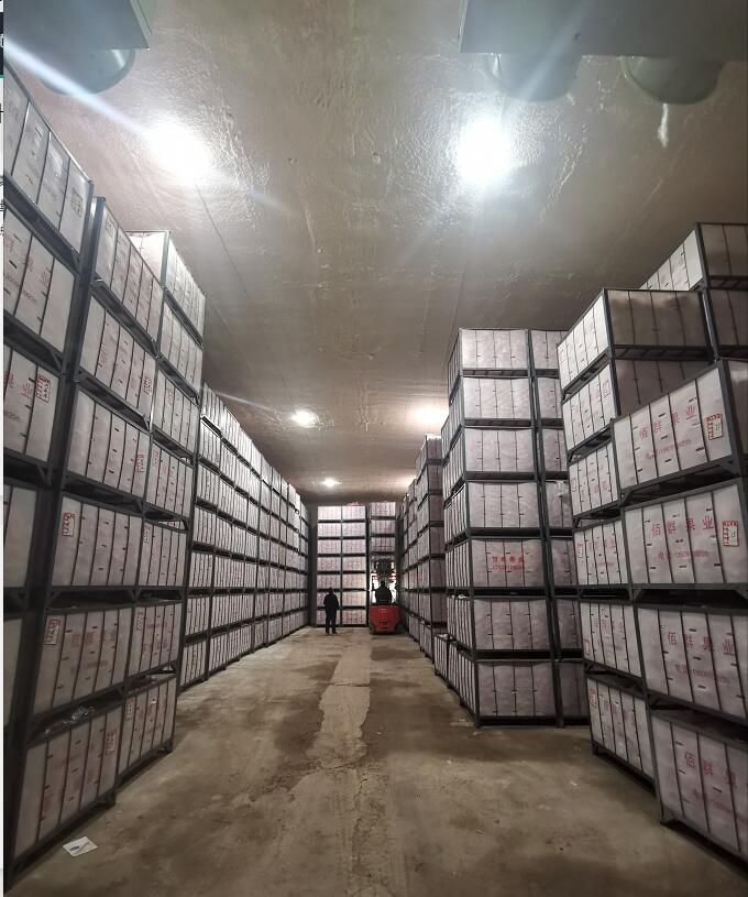 旬邑5000噸蘋(píng)果庫(kù)